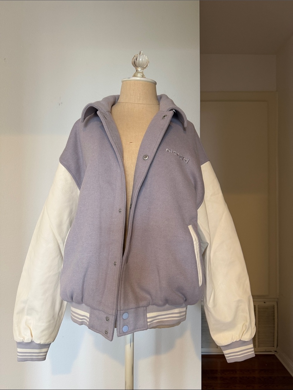 Rare Discord Grey/Lilac and Cream Varsity Jacket. NWT Size Small. Unisex